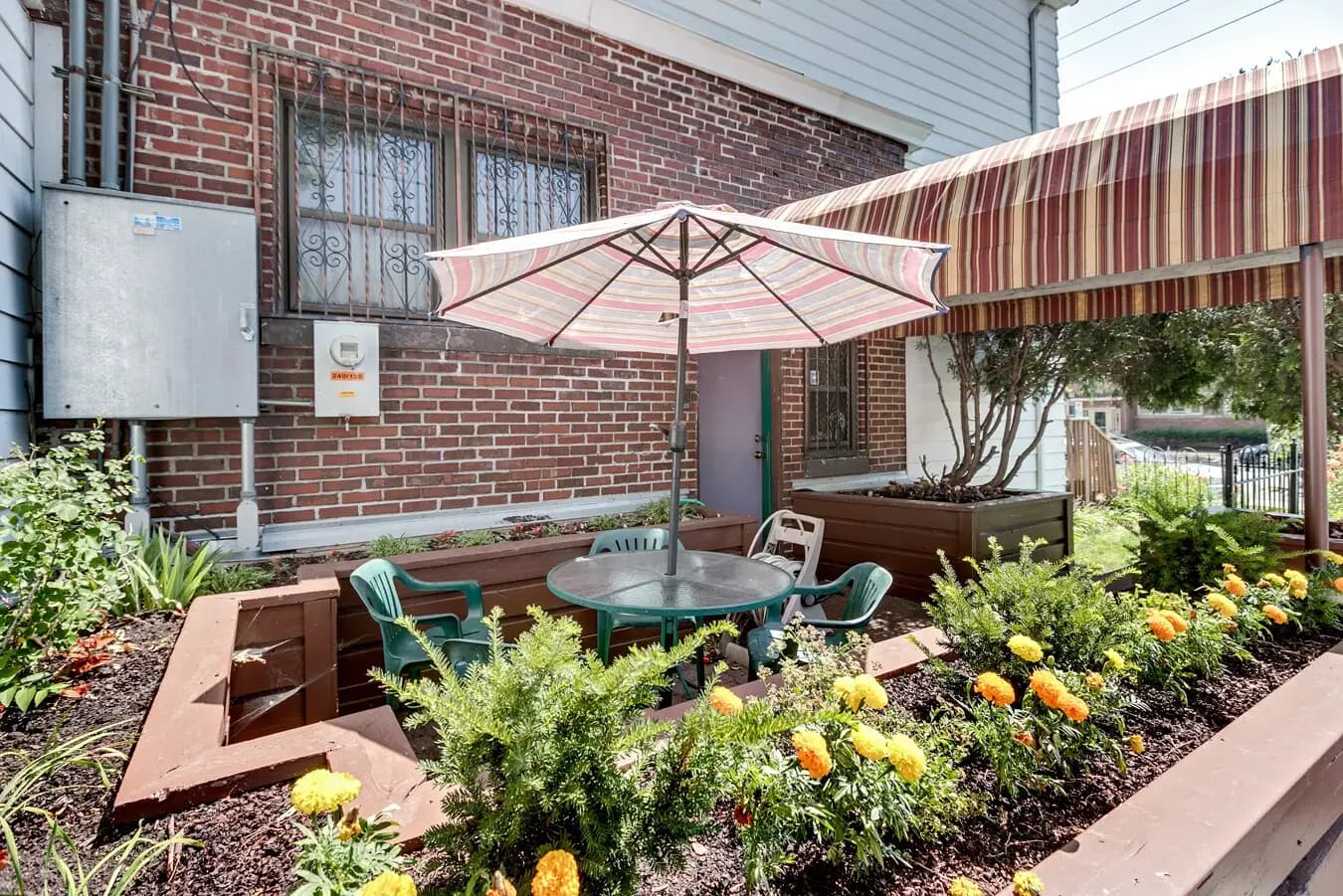 3040 Lyndale Suite 204 - View 5