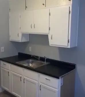 5035 3rd St NE - View 4